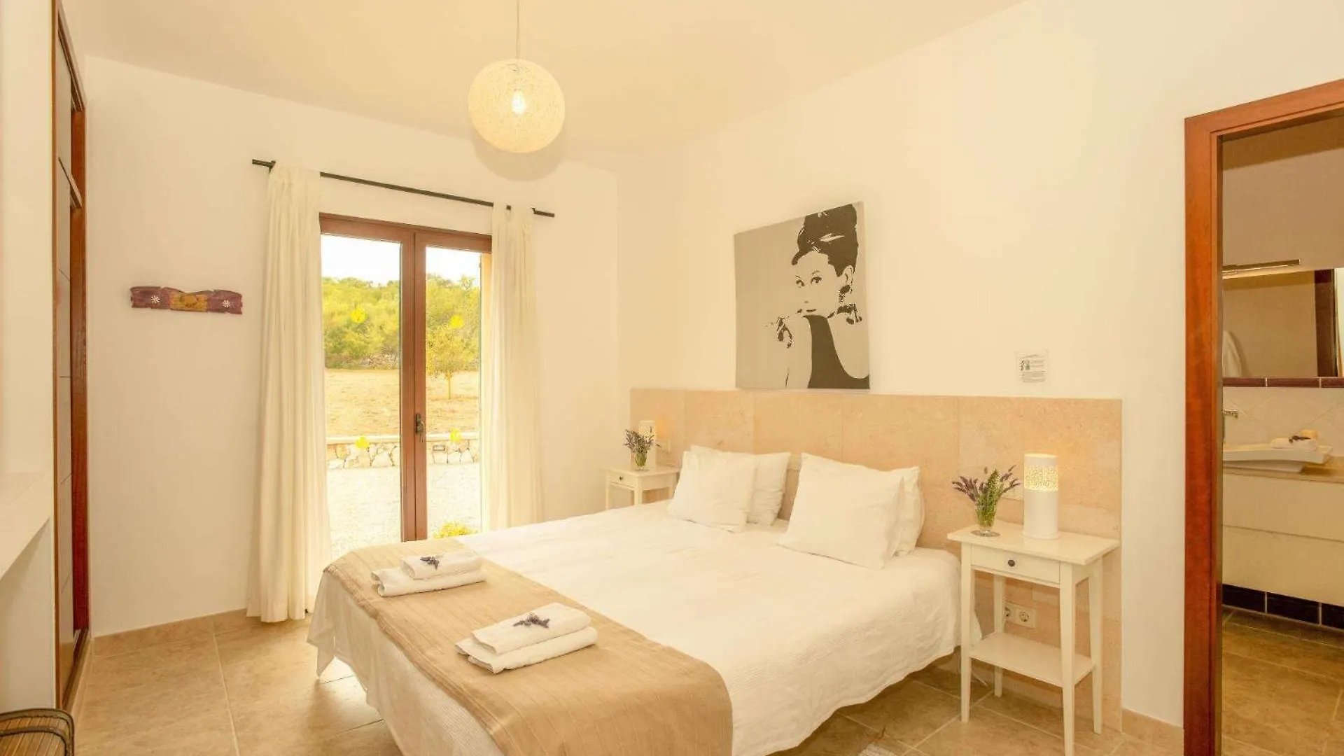Villa Son Monavi By Vintage Travel Cas Concos