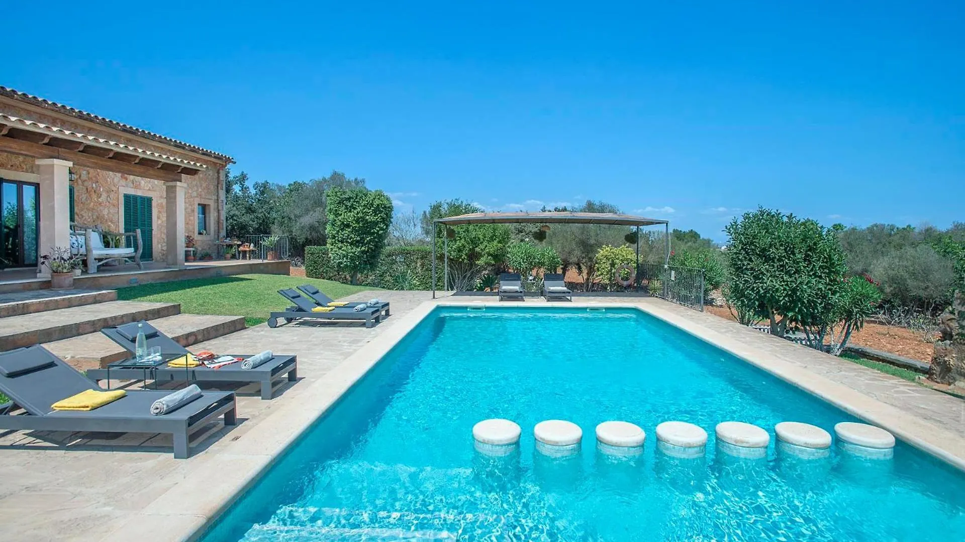 Villa Son Monavi By Vintage Travel Cas Concos España